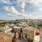 A 3br Characteristic In With Lovely Views By 360 Estates Dom wakacyjny *