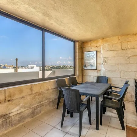 A 3br Characteristic In With Lovely Views By 360 Estates