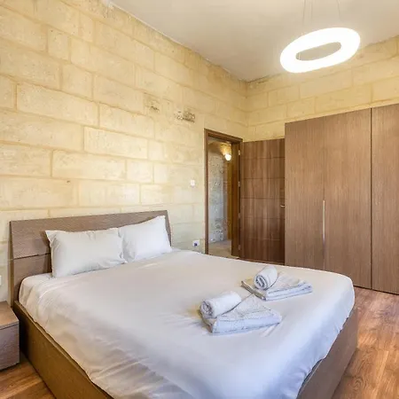 Сasa de vacaciones A 3br Characteristic In With Lovely Views By 360 Estates Rabat