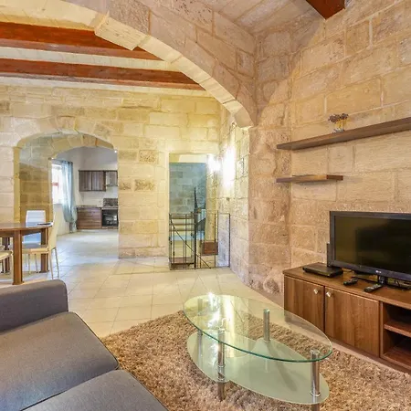 A 3br Characteristic In With Lovely Views By 360 Estates * 라바트