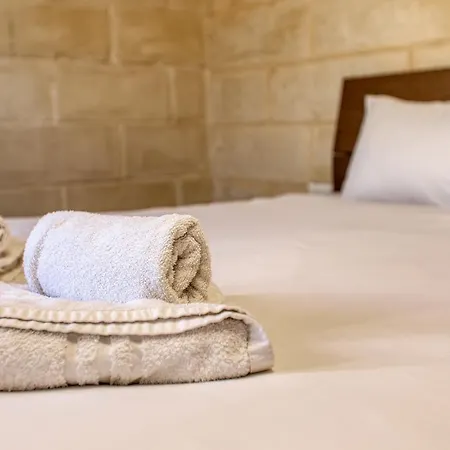 A 3br Characteristic In With Lovely Views By 360 Estates