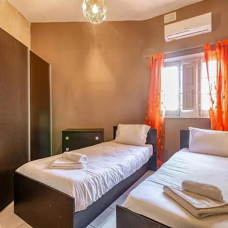 A 3br Characteristic In With Lovely Views By 360 Estates