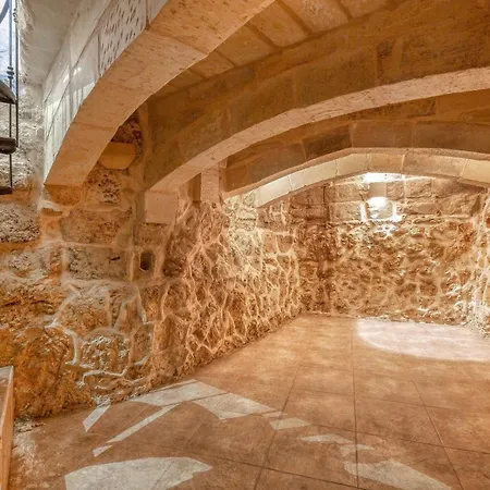 A 3br Characteristic In With Lovely Views By 360 Estates 펜션 *