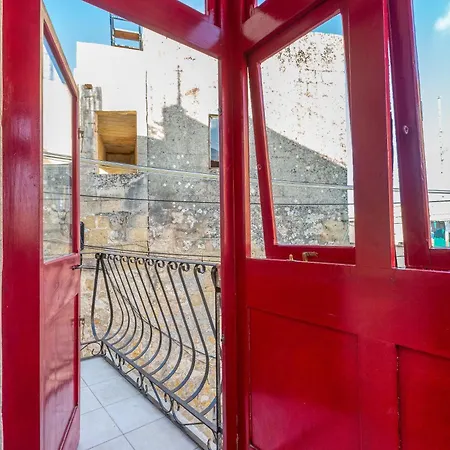 A 3br Characteristic In With Lovely Views By 360 Estates 펜션 *